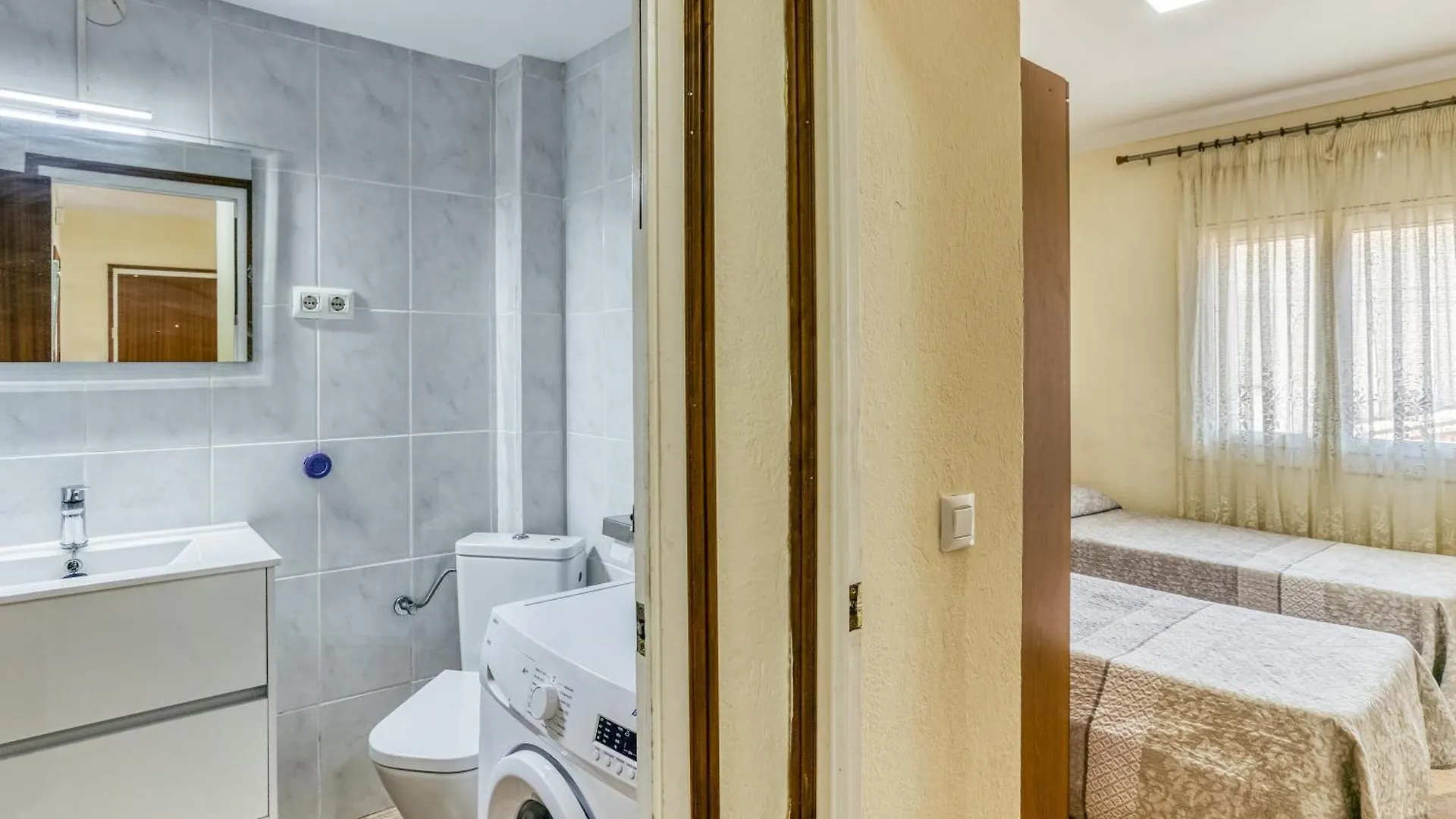 Apartamento La Siesta L' Escala 0*,  Španělsko